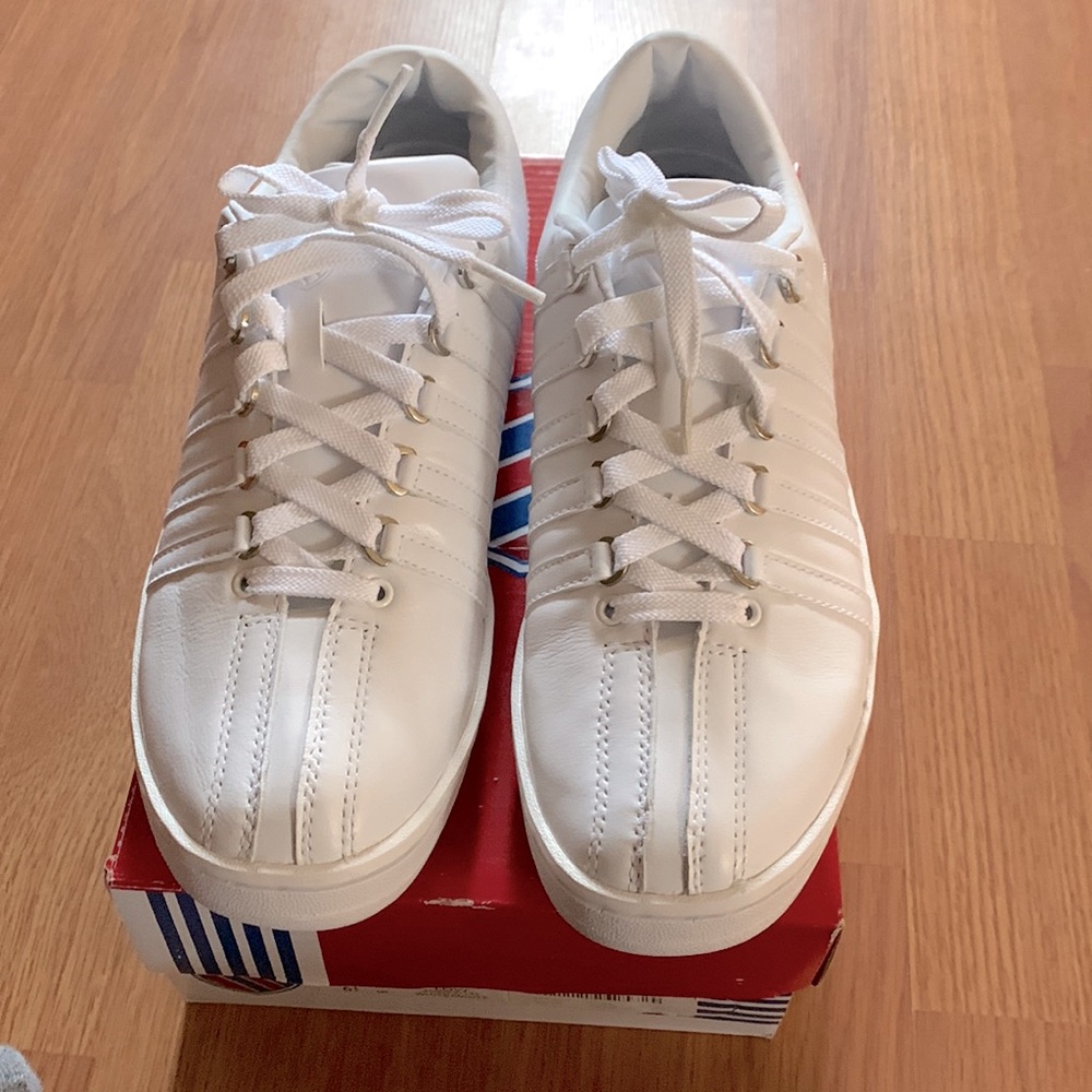Brand new K-Swiss white athletic shoes US size 8.5